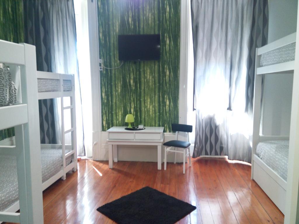 Jualis Oporto